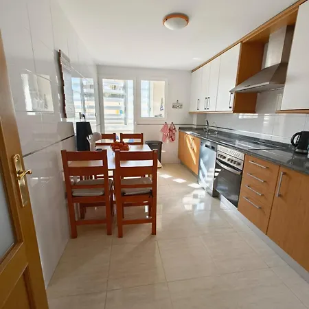 Habitacion Privada Con Bano En-suite דניה